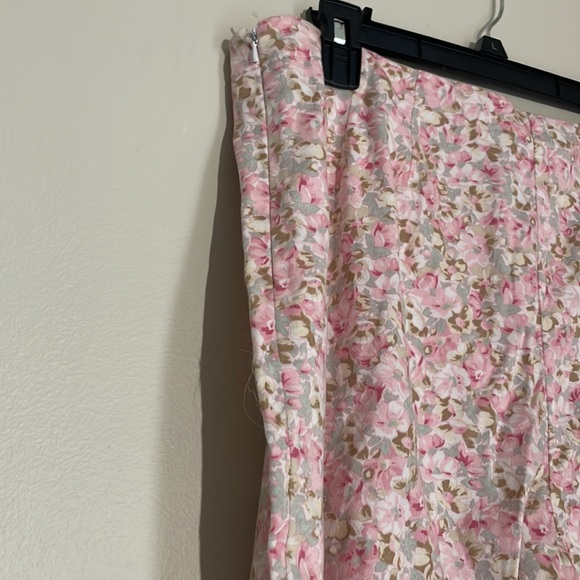 Floral Pants - Picture 5 of 6